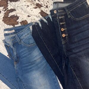 KanCan size 3 skinny jeans